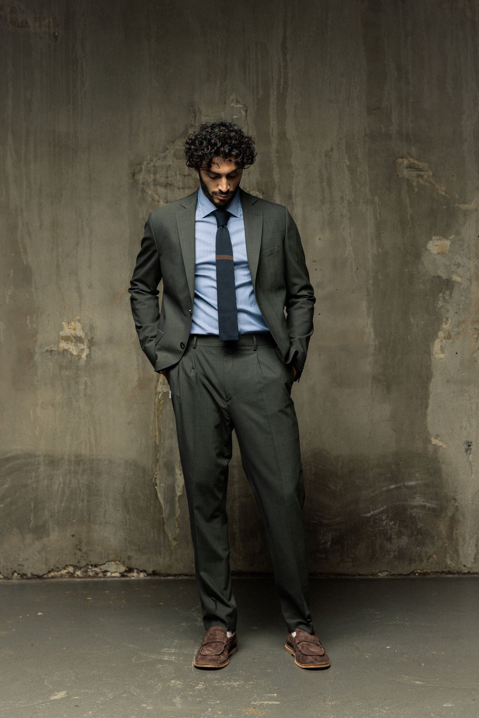 Modelshot / Dark Green / Detail